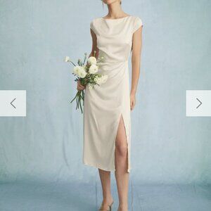 RIHOAS The Apricot Satin Cap Sleeve Sheath Slit Midi Dress